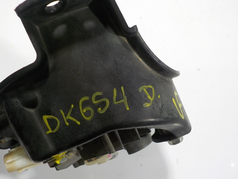 Recambio de faro antiniebla derecho para mazda 2 lim. () 1.5 16v cat referencia OEM IAM   