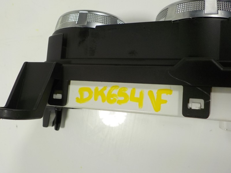 Recambio de mando climatizador para mazda 2 lim. () 1.5 16v cat referencia OEM IAM  DG7N 