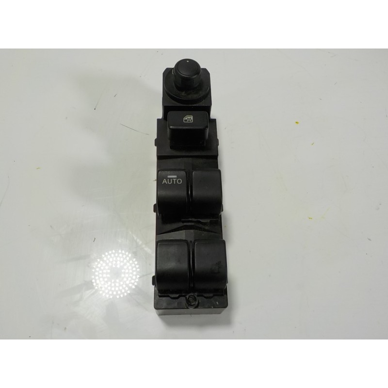 Recambio de mando elevalunas delantero izquierdo para mazda 2 lim. () 1.5 16v cat referencia OEM IAM  DG3T66350 