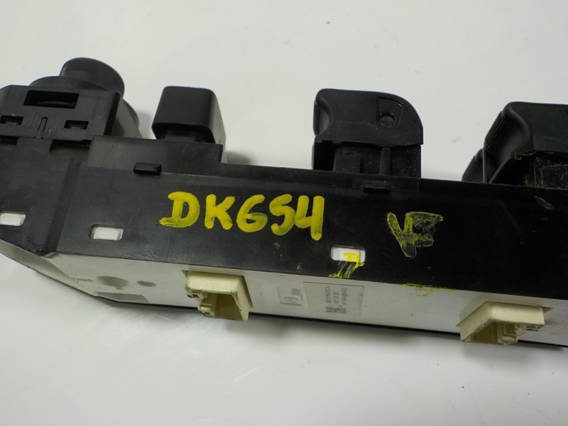 Recambio de mando elevalunas delantero izquierdo para mazda 2 lim. () 1.5 16v cat referencia OEM IAM  DG3T66350 