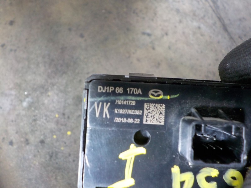 Recambio de modulo electronico para mazda 2 lim. () 1.5 16v cat referencia OEM IAM  DJ1P66170A 