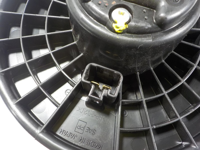 Recambio de motor calefaccion para mazda 2 lim. () 1.5 16v cat referencia OEM IAM  8727001820 