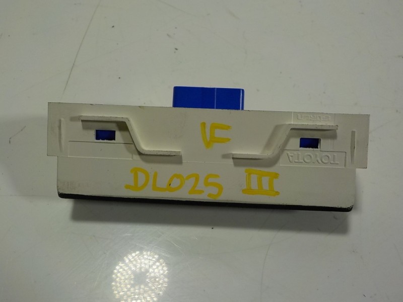 Recambio de modulo electronico para toyota verso 1.6 16v cat referencia OEM IAM 839500F150 839500F150 