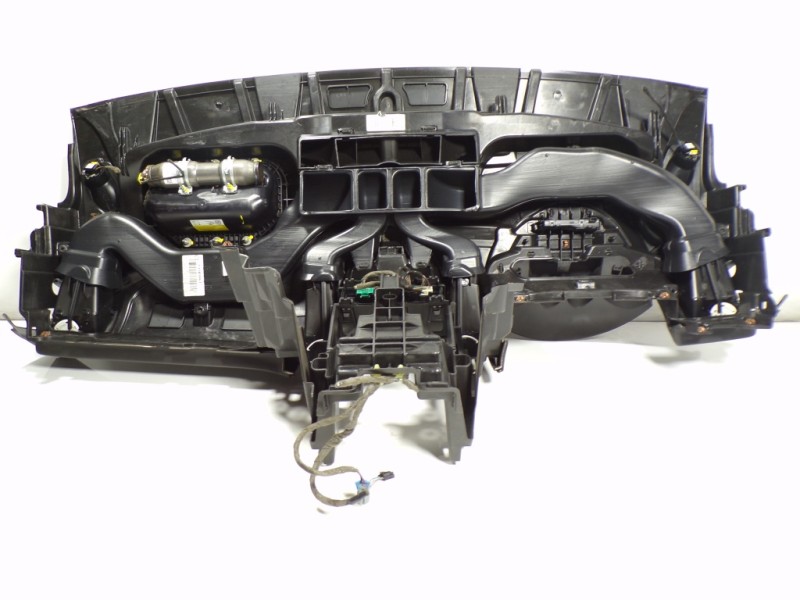 Recambio de salpicadero para opel astra j lim. 1.6 16v cat referencia OEM IAM 13301067 610231500 13381057