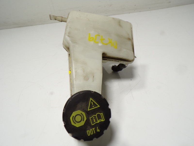 Recambio de bomba freno para opel corsa f 1.2 referencia OEM IAM  32671769 