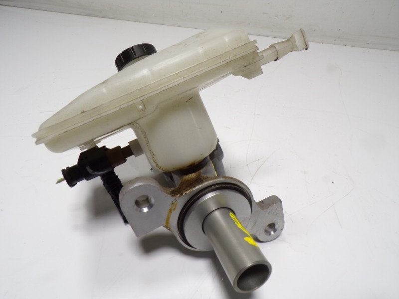 Recambio de bomba freno para opel corsa f 1.2 referencia OEM IAM  32671769 