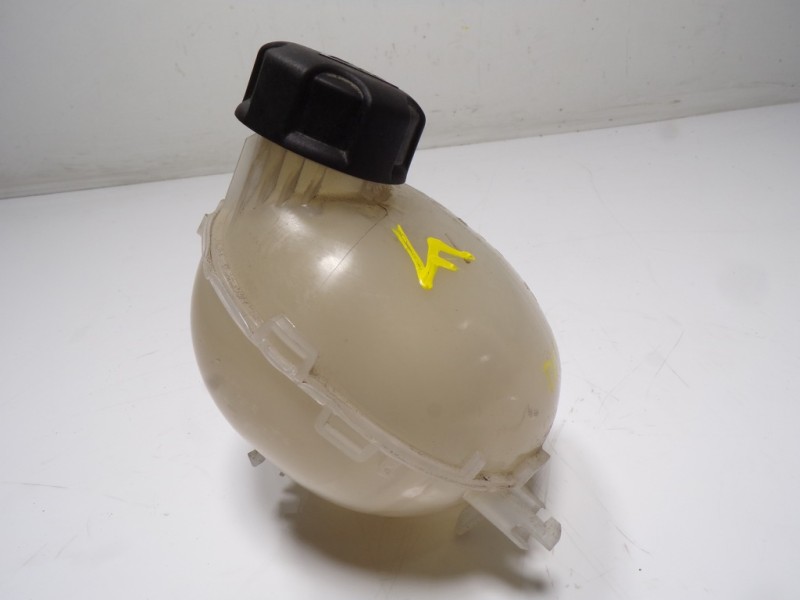 Recambio de deposito expansion para opel corsa f 1.2 referencia OEM IAM  9824198680 