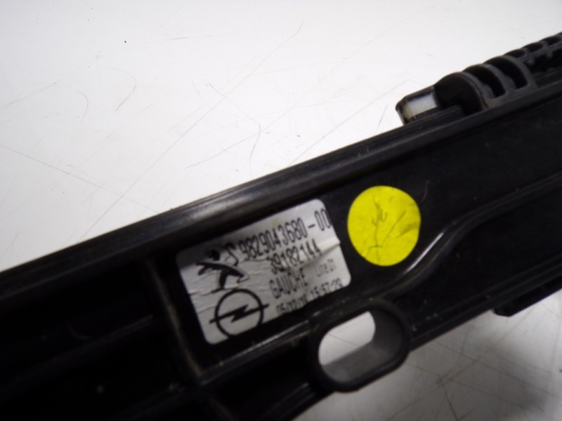 Recambio de elevalunas delantero izquierdo para opel corsa f 1.2 referencia OEM IAM  982904368000 