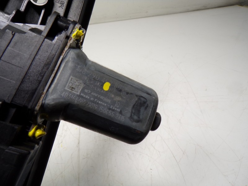 Recambio de elevalunas trasero derecho para opel corsa f 1.2 referencia OEM IAM  982904558000 