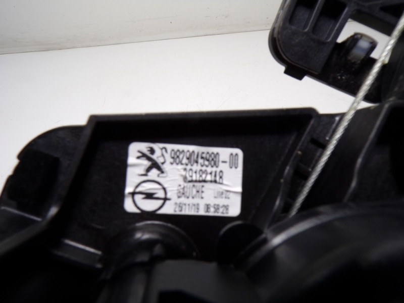 Recambio de elevalunas trasero izquierdo para opel corsa f 1.2 referencia OEM IAM  982904598000 