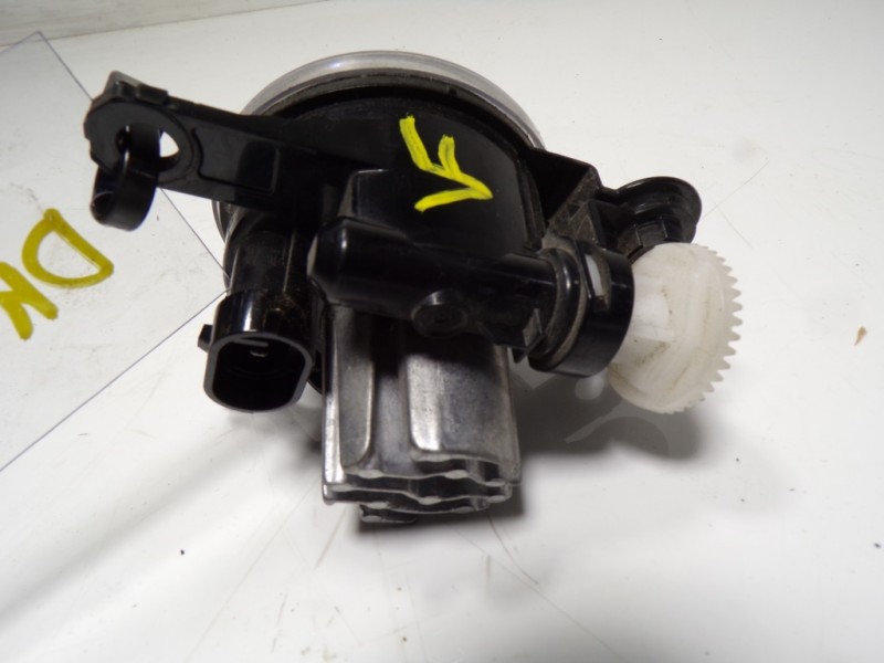 Recambio de faro antiniebla derecho para opel corsa f 1.2 referencia OEM IAM  13497330 