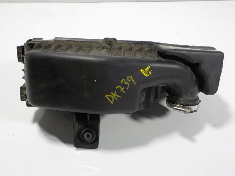 Recambio de filtro aire para opel corsa f 1.2 referencia OEM IAM  9813534180 