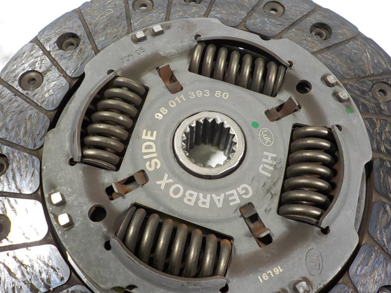 Recambio de kit embrague para opel corsa f 1.2 referencia OEM IAM  9801139380 