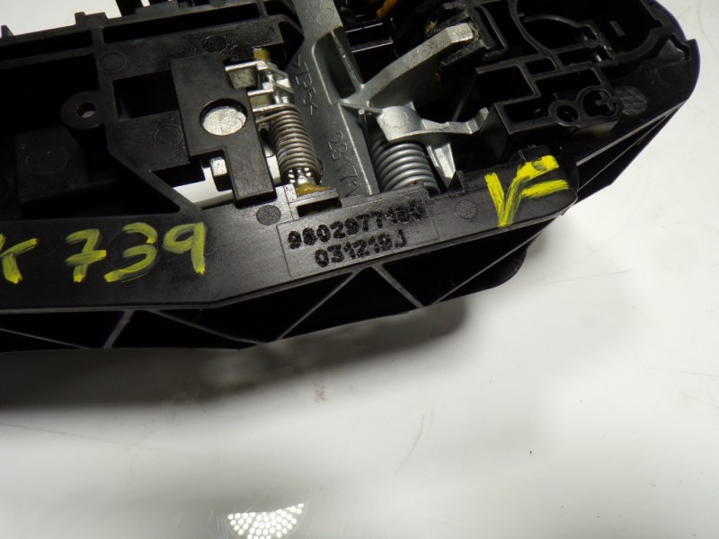 Recambio de maneta exterior trasera derecha para opel corsa f 1.2 referencia OEM IAM  9802977180 