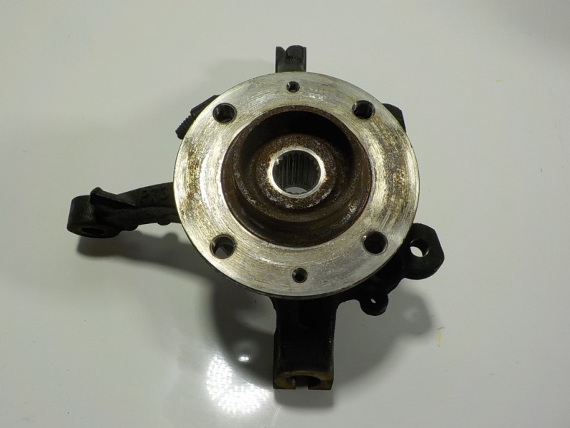 Recambio de mangueta delantera derecha para opel corsa f 1.2 referencia OEM IAM   