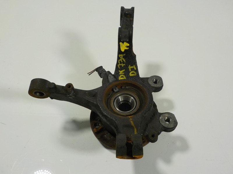 Recambio de mangueta delantera izquierda para opel corsa f 1.2 referencia OEM IAM   