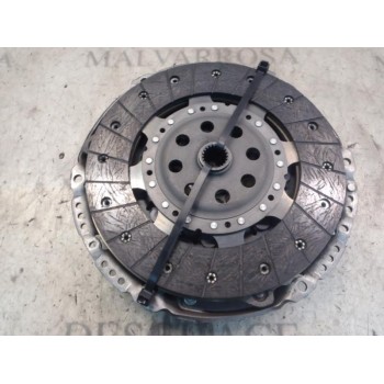 KIT EMBRAGUE 2335400QAG 