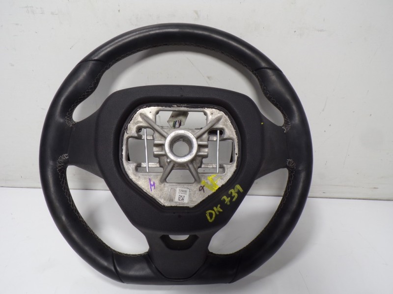 Recambio de volante para opel corsa f 1.2 referencia OEM IAM  1933010837 