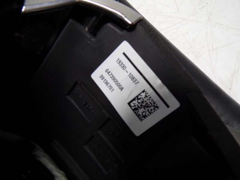 Recambio de volante para opel corsa f 1.2 referencia OEM IAM  1933010837 