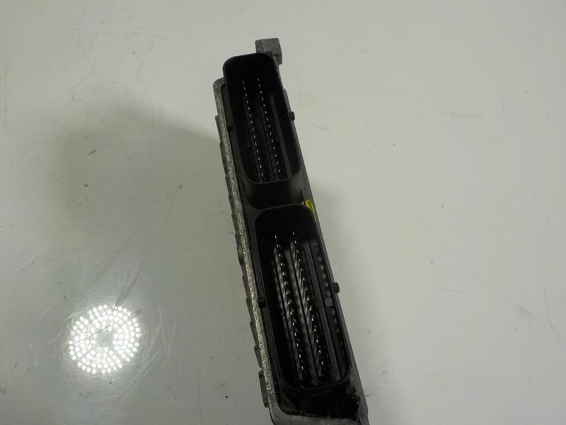 Recambio de centralita motor uce para peugeot 308 confort referencia OEM IAM  S126029101 