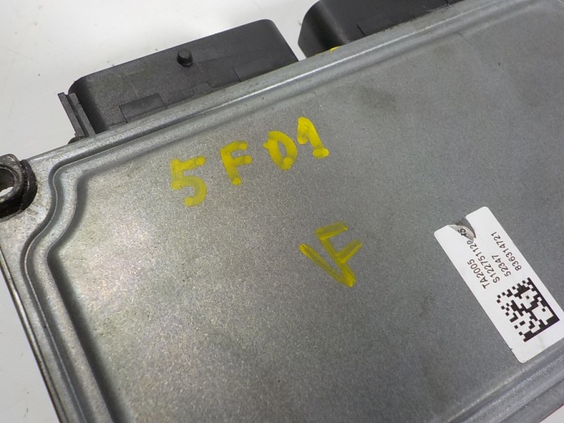 Recambio de centralita motor uce para peugeot 308 confort referencia OEM IAM  S126029101 