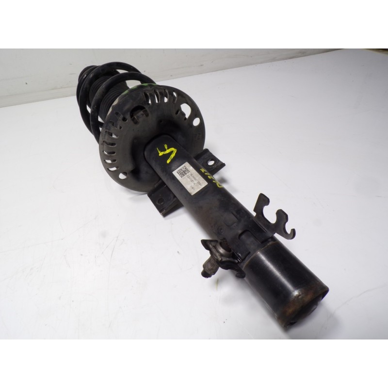 Recambio de amortiguador delantero derecho para volkswagen polo (6c1) 1.4 tdi referencia OEM IAM 6C0413031AJ 6C0413031AJ 