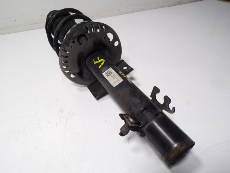 Recambio de amortiguador delantero derecho para volkswagen polo (6c1) 1.4 tdi referencia OEM IAM 6C0413031AJ 6C0413031AJ 