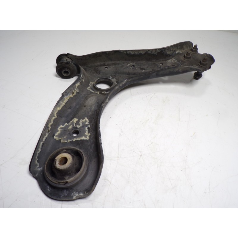Recambio de brazo suspension inferior delantero izquierdo para volkswagen polo (6c1) 1.4 tdi referencia OEM IAM 6R0407151F  