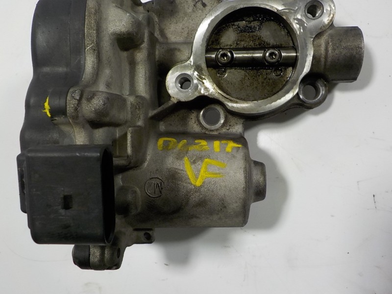 Recambio de caja mariposa para volkswagen polo (6c1) 1.4 tdi referencia OEM IAM 04B131501D 04B131501D 