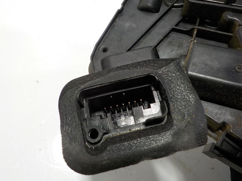 Recambio de cerradura puerta trasera derecha para volkswagen polo (6c1) 1.4 tdi referencia OEM IAM 6R4839016A 6R4839016A 