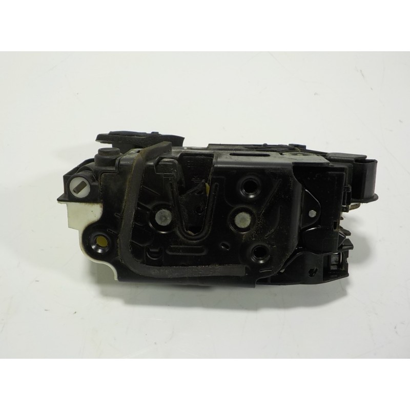 Recambio de cerradura puerta trasera izquierda para volkswagen polo (6c1) 1.4 tdi referencia OEM IAM 6R4839015A 6R4839015A 