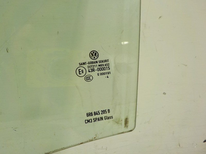 Recambio de cristal puerta trasero izquierdo para volkswagen polo (6c1) 1.4 tdi referencia OEM IAM 6R3845041HNVB  