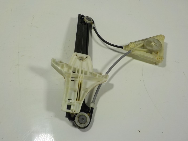 Recambio de elevalunas trasero derecho para volkswagen polo (6c1) 1.4 tdi referencia OEM IAM 6R4839462E  