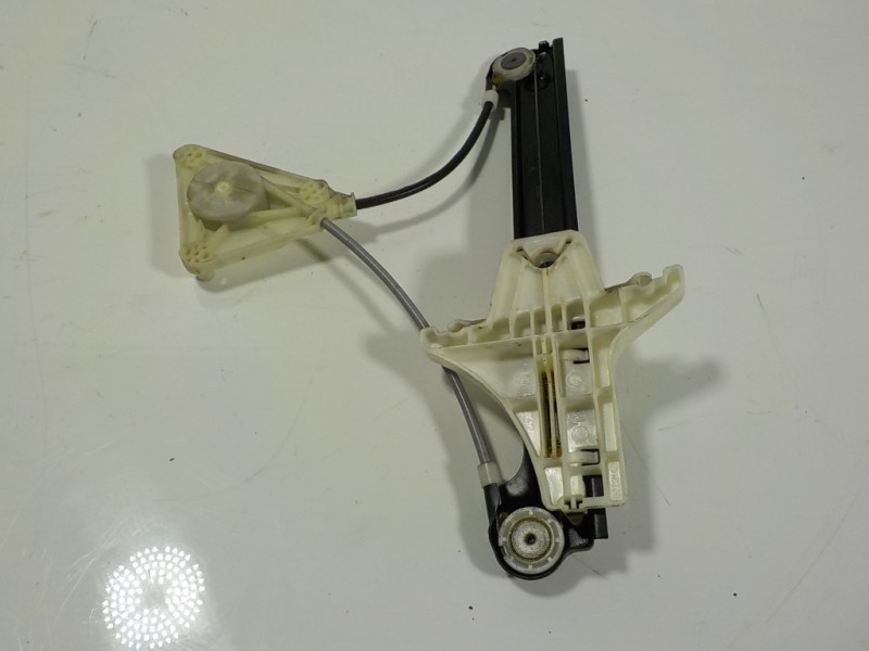 Recambio de elevalunas trasero izquierdo para volkswagen polo (6c1) 1.4 tdi referencia OEM IAM 6R4839461E  