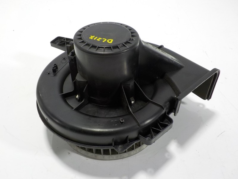 Recambio de motor calefaccion para volkswagen polo (6c1) 1.4 tdi referencia OEM IAM 6R1819015 6R1819015 