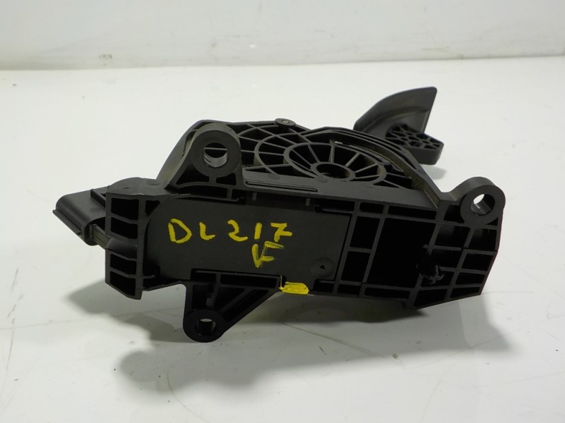 Recambio de potenciometro pedal para volkswagen polo (6c1) 1.4 tdi referencia OEM IAM 6C1721503B 6C1721503B 