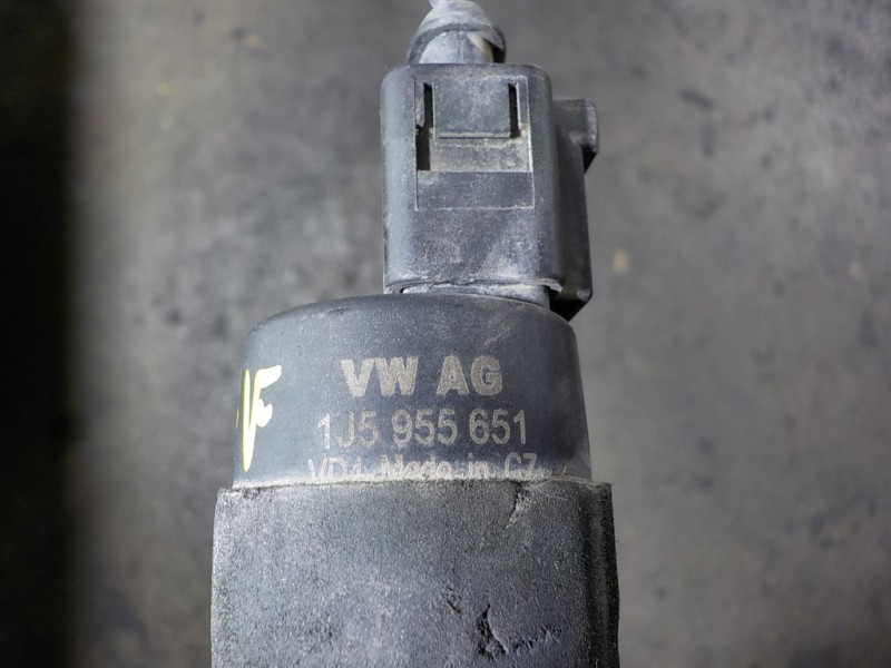 Recambio de bomba limpia para audi a6 berlina (4f2) 2.0 tdi referencia OEM IAM 1K5955651 1J5955651 