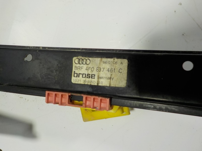Recambio de elevalunas delantero izquierdo para audi a6 berlina (4f2) 2.0 tdi referencia OEM IAM 4F0837461D 4F0837461C 