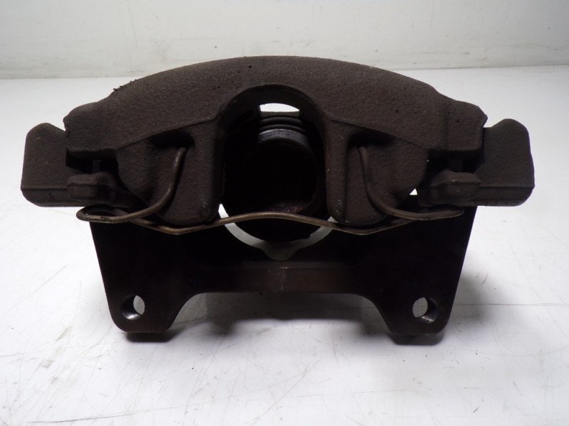 Recambio de pinza freno delantera derecha para audi a6 berlina (4f2) 2.0 tdi referencia OEM IAM 4B0615124  