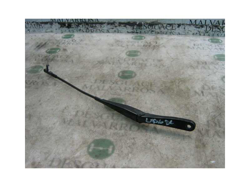 Recambio de brazo limpia delantero derecho para opel astra h berlina enjoy referencia OEM IAM   