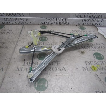 ELEVALUNAS DELANTERO DERECHO 