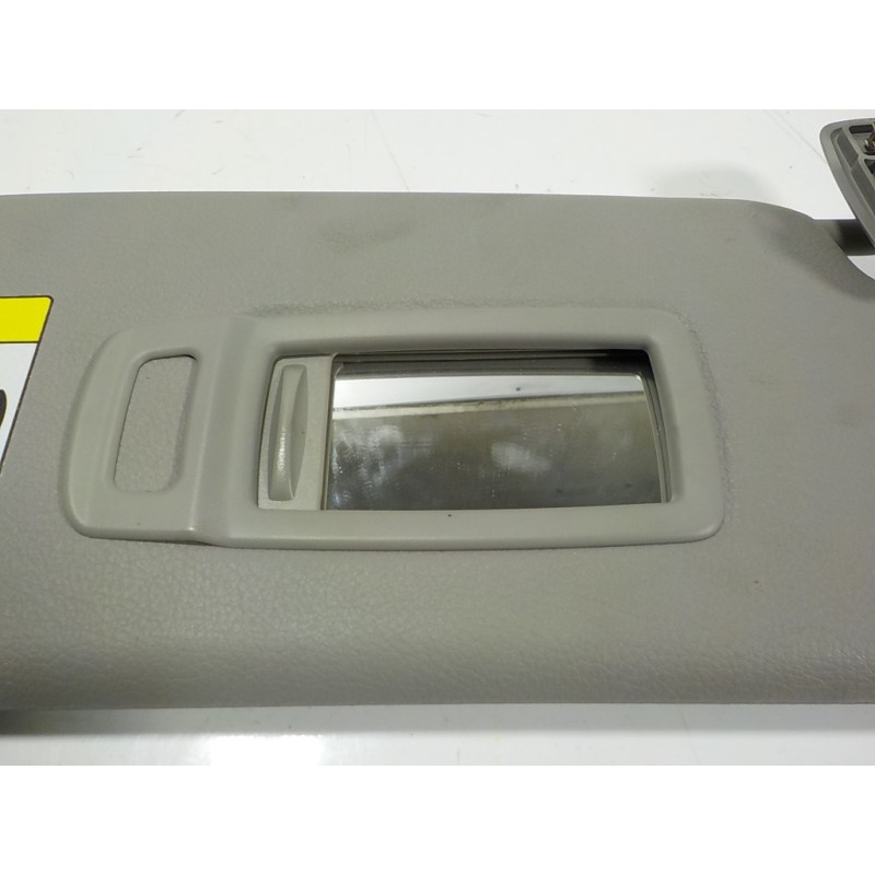 Recambio de parasol derecho para bmw serie 2 gran tourer (f46) 2.0 16v turbodiesel referencia OEM IAM 51447402858  