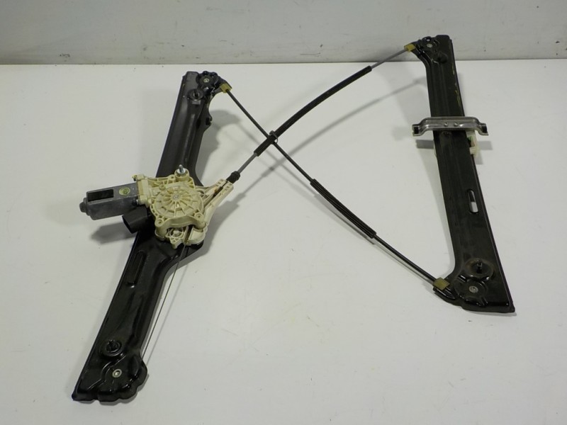 Recambio de elevalunas delantero derecho para bmw x5 (e70) xdrive40d referencia OEM IAM 51337166380 7267658 67627267692