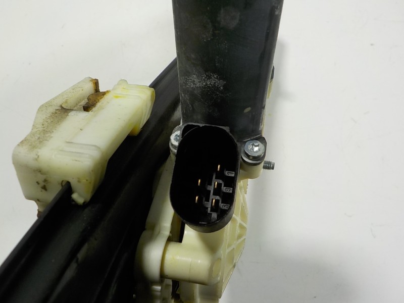 Recambio de elevalunas trasero derecho para bmw x5 (e70) xdrive40d referencia OEM IAM 51357166382 7137030 67627267692