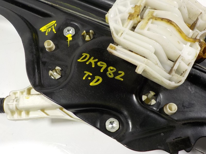 Recambio de elevalunas trasero derecho para bmw x5 (e70) xdrive40d referencia OEM IAM 51357166382 7137030 67627267692