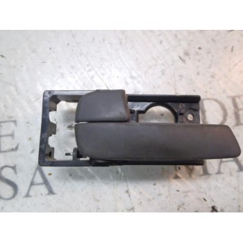 MANETA INTERIOR DELANTERA IZQUIERDA 826101G000XI 