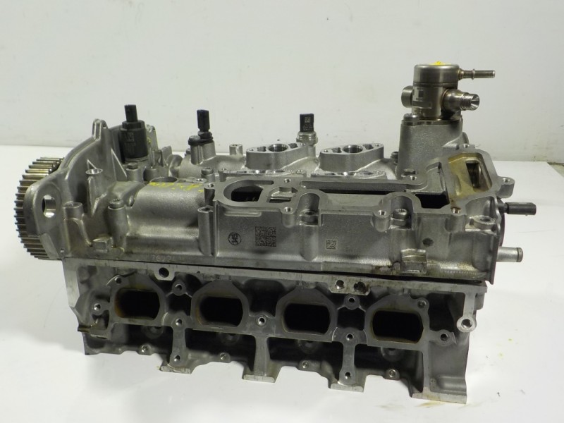 Recambio de culata para audi a3 sportback (8vf) 35 tfsi s line referencia OEM IAM  05E103404F 