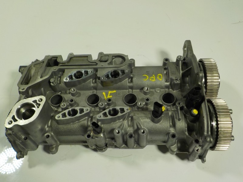 Recambio de arbol de levas para audi a3 sportback (8vf) 35 tfsi s line referencia OEM IAM   