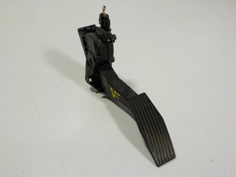 Recambio de potenciometro pedal para opel astra k lim. 5türig 1.0 12v referencia OEM IAM 13373776 13373776 