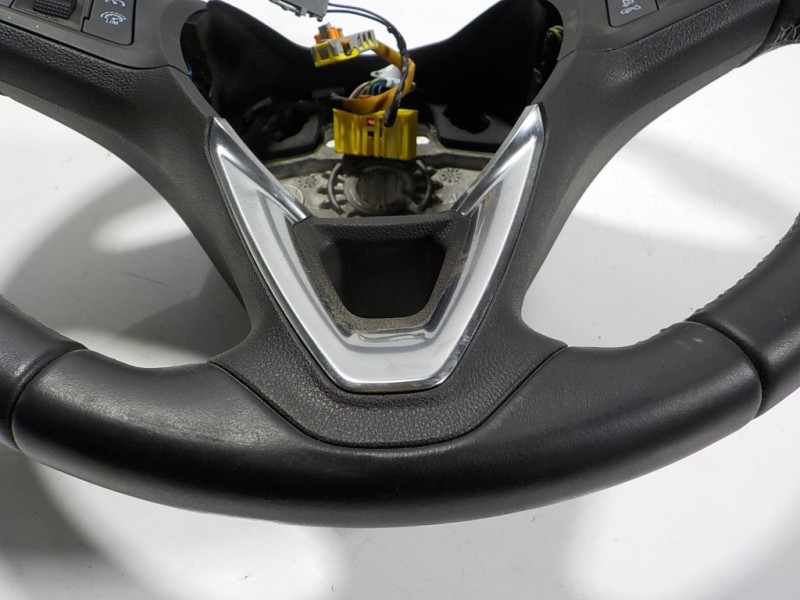 Recambio de volante para opel astra k lim. 5türig 1.0 12v referencia OEM IAM 39058749 39058749 